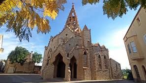 [VISITA GUIADA] ESGLÉSIA DE VISTABELLA DE JOSEP M PUJO & VERMUT DE PAGÈS